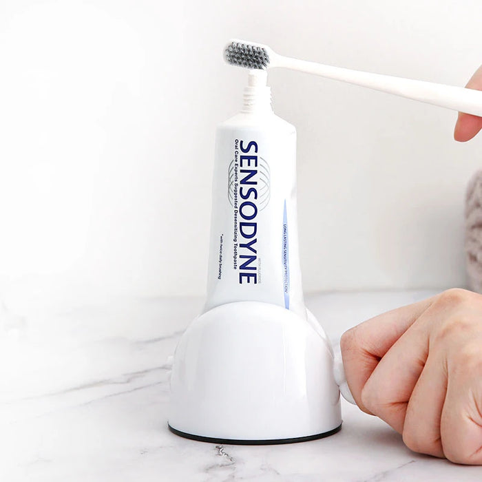 Ensemble d'accessoires de salle de bain WIKHOSTAR avec distributeur de dentifrice roulant et support de paquet