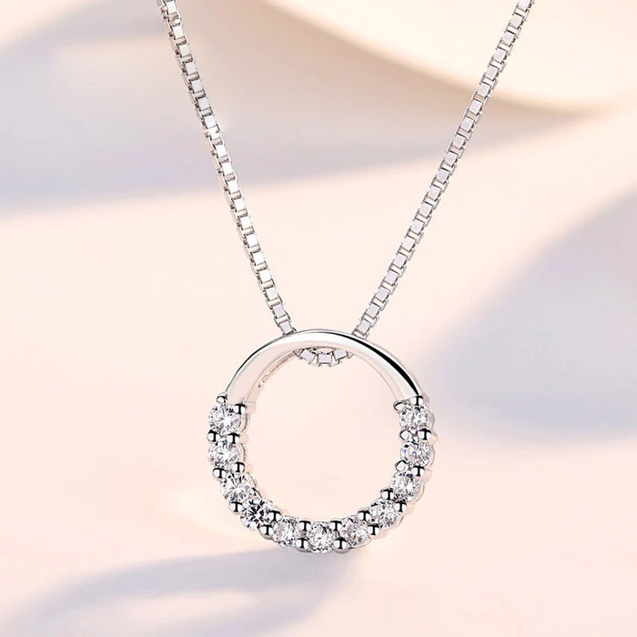 Elegante Halskette aus 925er Sterlingsilber mit rundem Zirkon und Schlüsselbeinkette für Damen