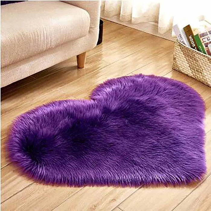 Tapis en peluche en forme de cœur 2024 – Tapis charmant et confortable pour chambre à coucher et salon, idéal pour les rebords de fenêtre et la décoration de la maison