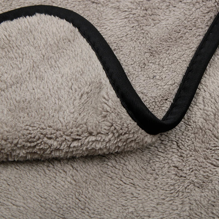 Chiffons en microfibre pour l'entretien de la voiture - Serviette de nettoyage de voiture pour un lavage détaillé et un nettoyage des vitres