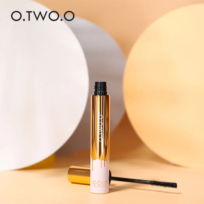 O.TWO.O 3D Mascara für Länge und Volumen – Schwarze Wimpernverlängerung mit goldenem Look