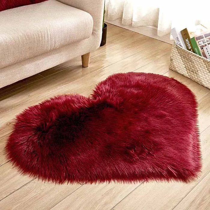 Tapis en peluche en forme de cœur 2024 – Tapis charmant et confortable pour chambre à coucher et salon, idéal pour les rebords de fenêtre et la décoration de la maison