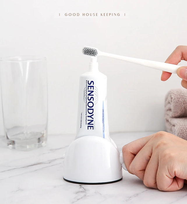 Ensemble d'accessoires de salle de bain WIKHOSTAR avec distributeur de dentifrice roulant et support de paquet