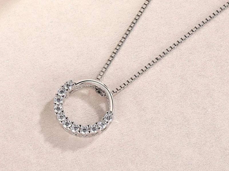 Elegante Halskette aus 925er Sterlingsilber mit rundem Zirkon und Schlüsselbeinkette für Damen