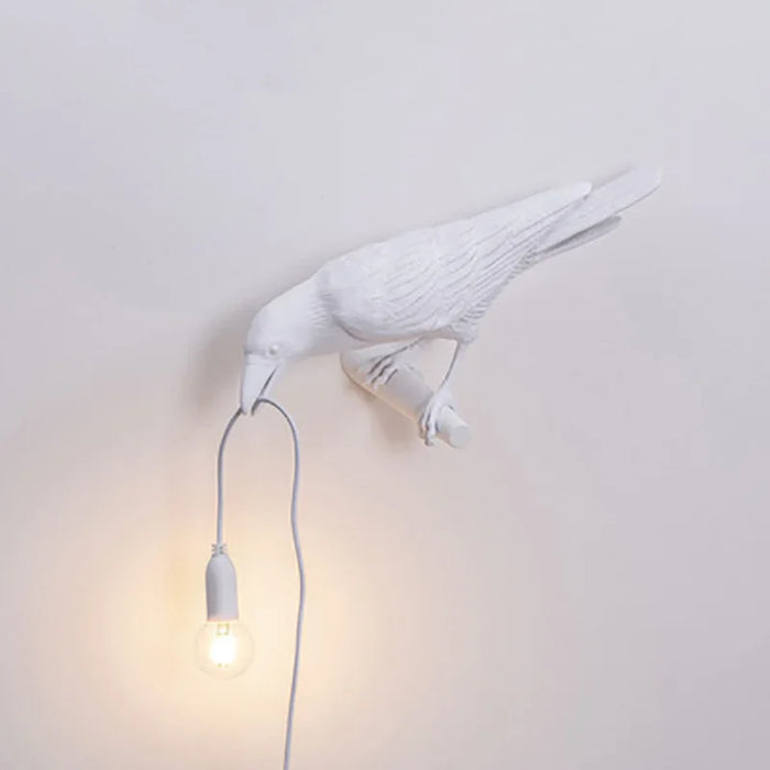 Lámpara de mesa nórdica Lucky Bird - Iluminación creativa de animales de resina para dormitorio y sala de estar