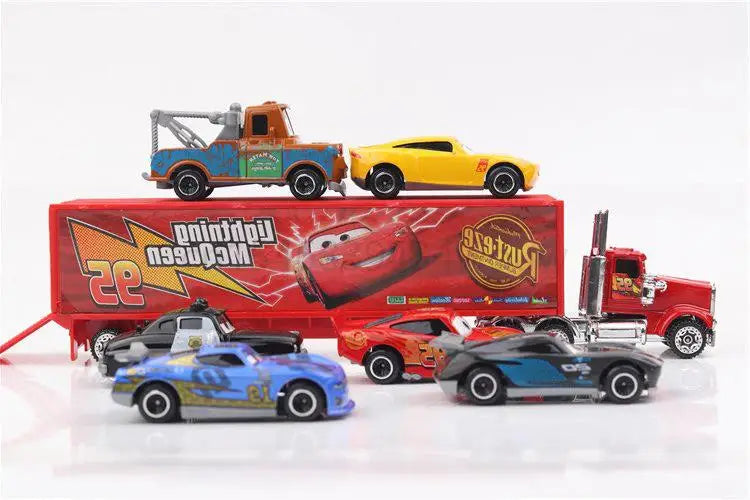 Disney Pixar Cars 3 6–7-teiliges Spielzeugset – enthält Lightning McQueen und Jackson Storm 1:55 Druckgussmodelle