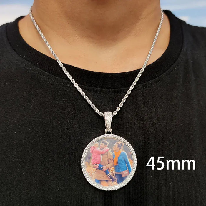 Personalisierte, lasergravierte Foto-Halskette für Männer und Frauen – individueller Schmuck mit jedem Bild, runder Anhänger in den Größen 26/35/45/68,5 mm