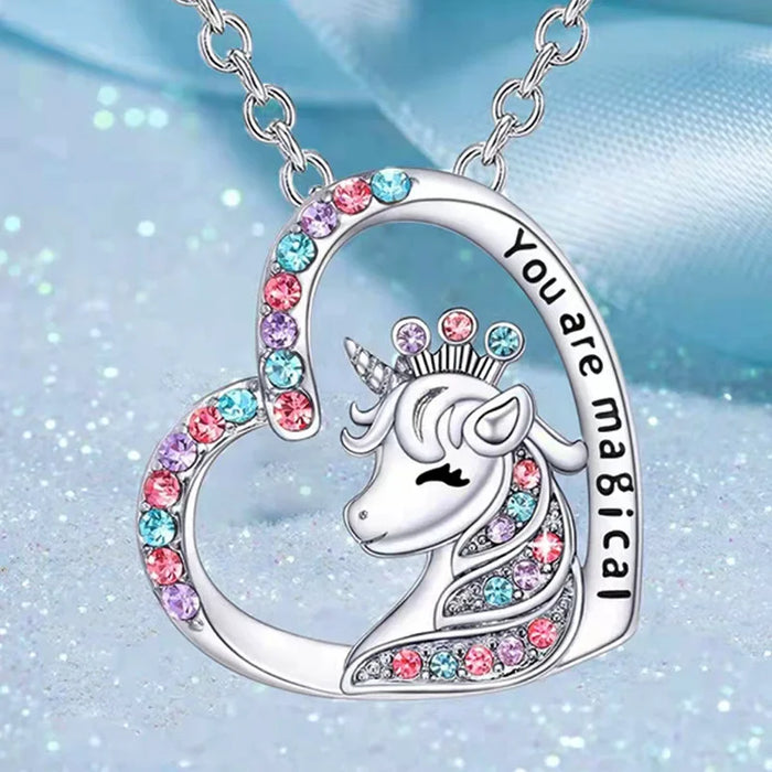 Collar con letra inicial de unicornio mágico: regalo de cumpleaños perfecto para niñas