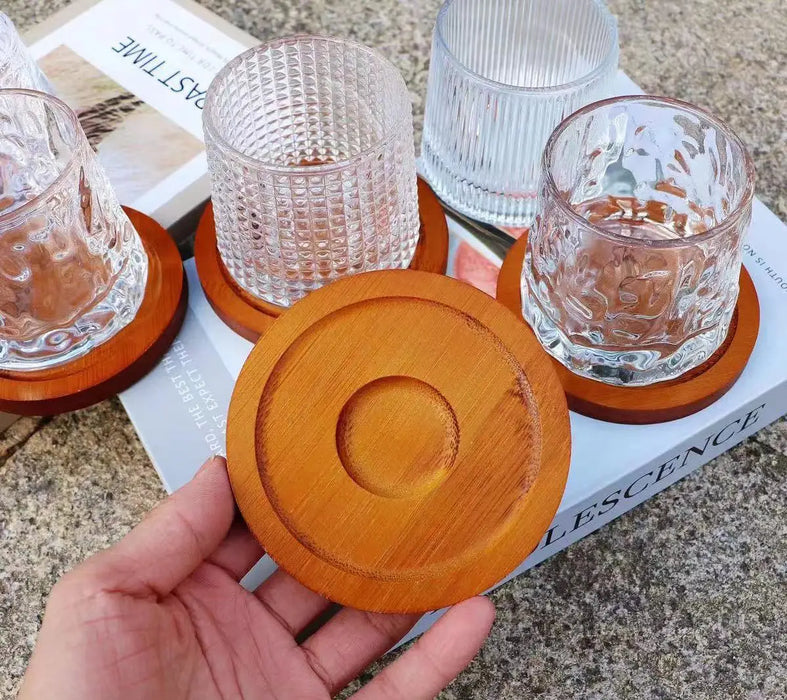 Verres à whisky créatifs et durables avec design tourbillonnant pour cocktails, vin, brandy et plus encore – Parfaits pour les fêtes et la détente.