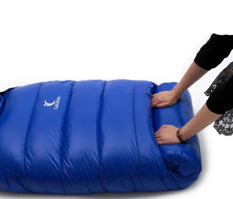 Sac de couchage d'hiver en duvet d'oie pour usage extérieur - Portable et compressible pour le camping et le trekking