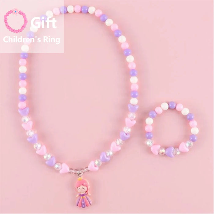 Collier pendentif lapin mignon avec perles en forme de cœur pour filles, bijoux tendance pour enfants 2023