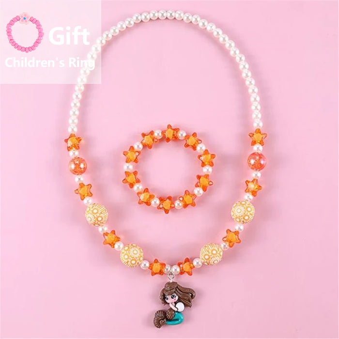 Collier pendentif lapin mignon avec perles en forme de cœur pour filles, bijoux tendance pour enfants 2023