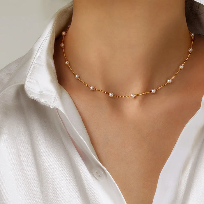 Gargantilla Simple de Perlas con Doble Cadena y Colgante de Corazón - Joyería para Mujer