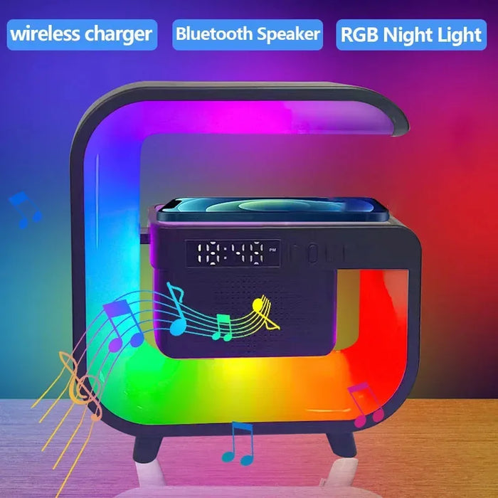 Multifunktionell Trådlös Laddningsstation med Bluetooth 5.0 Högtalare, FM, TF, RGB Nattlampa och Snabbladdning för iPhone, Samsung och Xiaomi