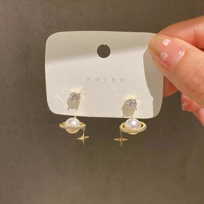 Aretes de Lujo en Oro de 14k con Circón y Perlas - Elegantes Detalles Retorcidos para Mujer