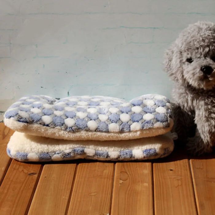 Cama de franela para perros y gatos: colchoneta gruesa para dormir y manta para cachorros y gatitos, adecuada tanto para perros pequeños como grandes