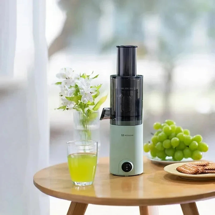 Compact Slow Juicer for Home - Automatic Multifunctional Fruit Juicer with Residue Separation