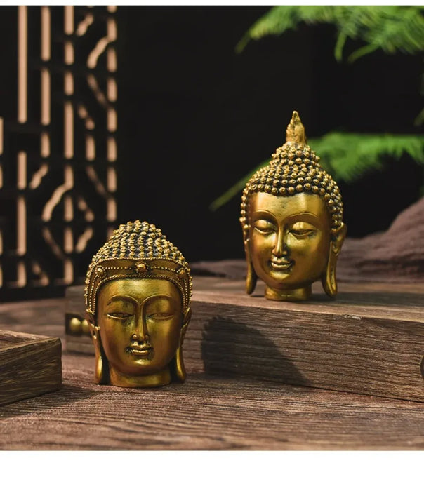 Elegant Gold Buddha Skulptur i Resin - Inomhus Feng Shui Figur för Heminredning och Gåvor