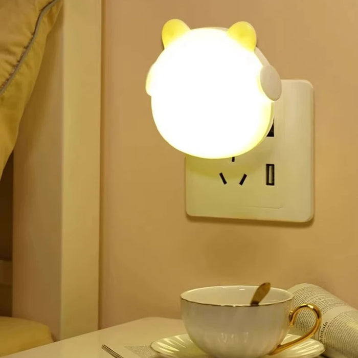 Kawaii Stjärna och Måne LED Nattlampa – Ljus Sensor Vägglampa för Sovrumsinredning, 220V Plug-in