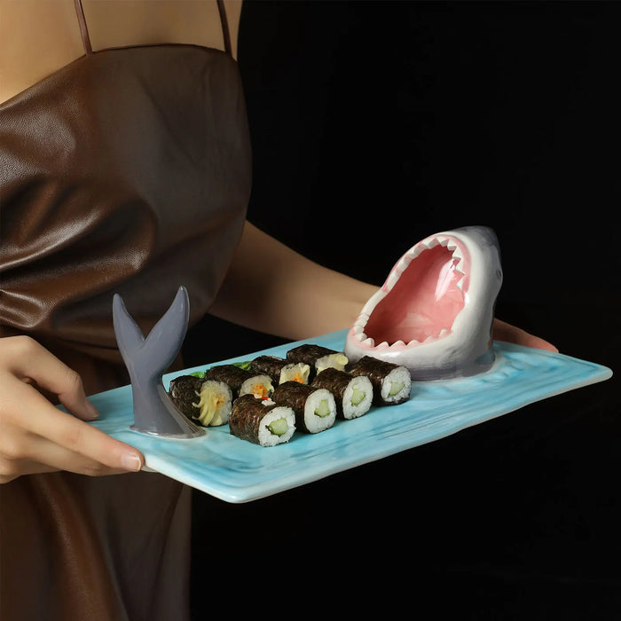 Plato de sushi de cerámica con forma de tiburón - Plato de sushi de porcelana de estilo japonés de 12,9 × 7,8 × 3,9 pulgadas