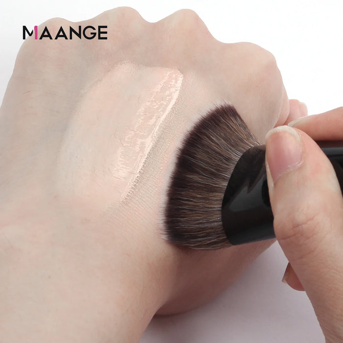 MAANGE Pinceau de fond de teint à tête plate à tube rond et simple avec boîte – Pinceau de maquillage pour poudre, fard à joues et anti-cernes, outil de maquillage respectueux de la peau