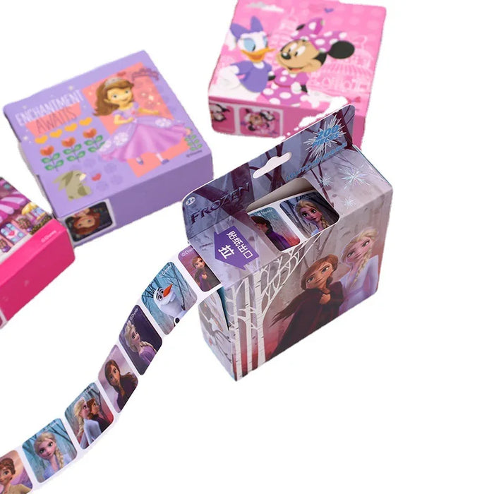 200 pegatinas en caja extraíble con temática de Disney: princesas, Frozen, Mickey y Minnie Mouse, ideal para regalos y recompensas en el aula.