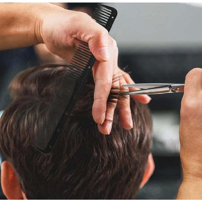 Paquet de 5 peignes de coiffure professionnels en fibre de carbone – Idéal pour la coupe et le coiffage des cheveux avec une conception à dents larges pour un usage en salon et à la maison