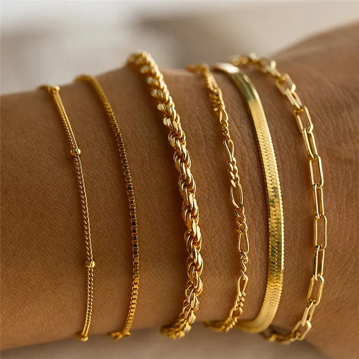 6-Piece Gold Bracelet Set with Boho Retro Thick Cuban Chain for Women - Stylish Jewelry and Gifts